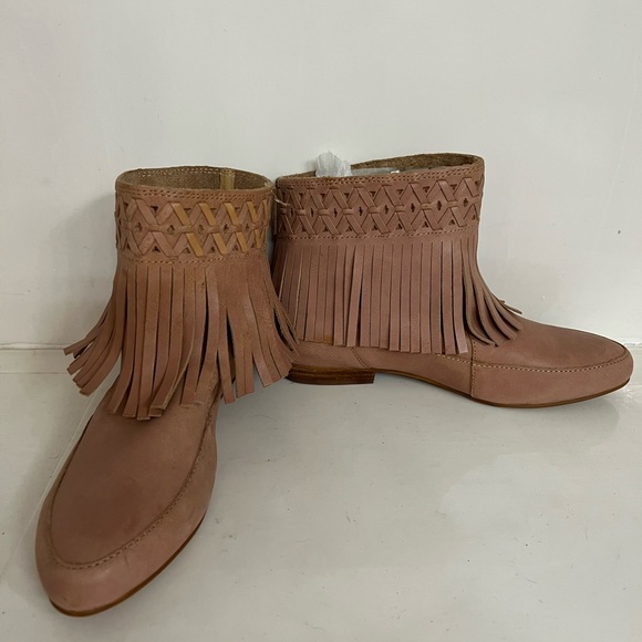 Fringed Booties NWOT - Picture 2 of 4